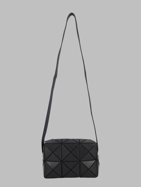 26FW 바오바오 토트백 BB68AG661 16 BLACK