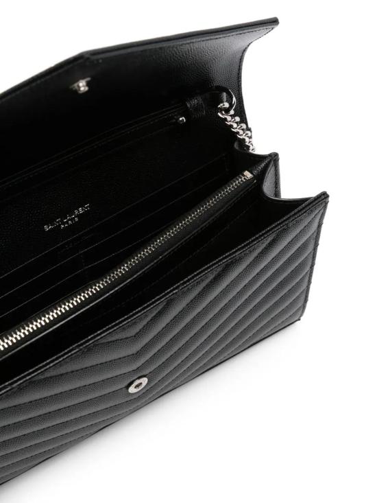  생로랑 그랑 드 뿌드르 엠보스드 레더 카산드라 마틀라세 체인 지갑 377828 BOW021000 BLACK - SAINT LAURENT