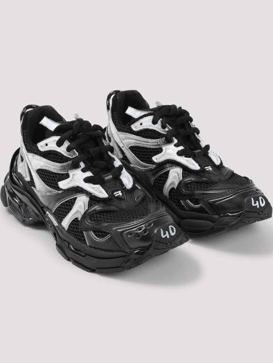 26FW 발렌시아가 러너 스니커즈 779066WRN2G1090 BLACK - BALENCIAGA
