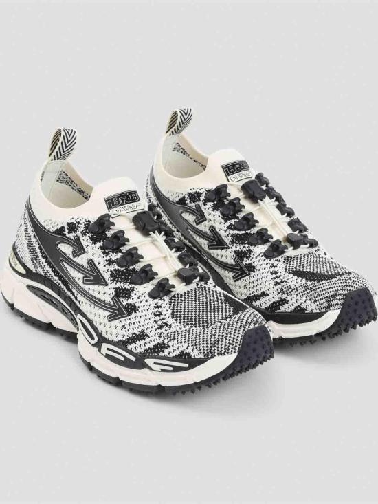 26FW 오프화이트 스니커즈 W28KS6F001 BLACK - OFF WHITE