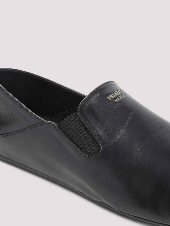 26FW 프라다 스웨이드 트라이앵글 로고 페니 로퍼 2S3005FG000070F0002 BLACK - PRADA