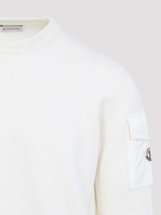 26FW 몽클레어 슬리브 포켓 울 니트 스웨터 L20919C00001M1131034 BEIGE - MONCLER