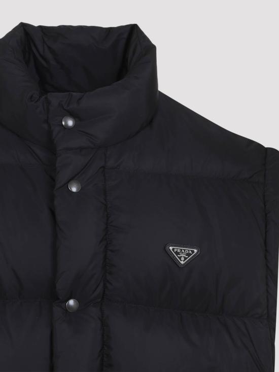 26FW 프라다 리나일론 스탠드 칼라 숏 다운 패딩 SGC863SOOO1WQ9F0002 BLACK - PRADA
