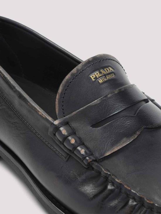 26FW 프라다 브러쉬드 레더 로퍼 2DB239FX0002HIIF0Y71 BLACK - PRADA