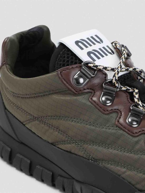26FW 미우미우 타이어 테크니컬 레더 스니커즈 5E760EF005FKSF0161 DARK GREEN - MIU MIU
