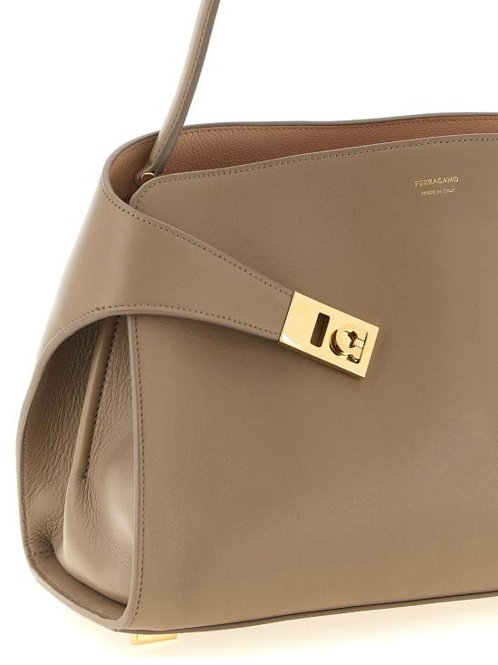 26FW 살바토레 페라가모 숄더백 Hug Soft (M)  핑크 - SALVATORE FERRAGAMO
