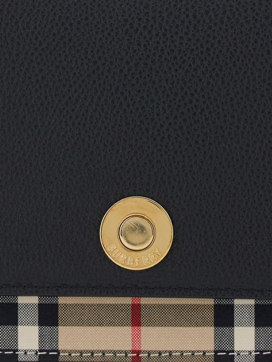 26FW 버버리 크로스백 8122632 Black - BURBERRY