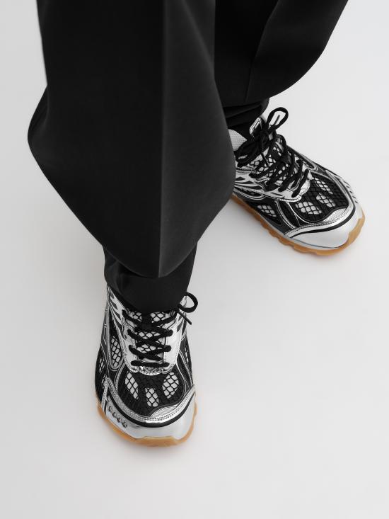 26FW 보테가베네타 스니커즈 741357V2X401350 Black - BOTTEGA VENETA