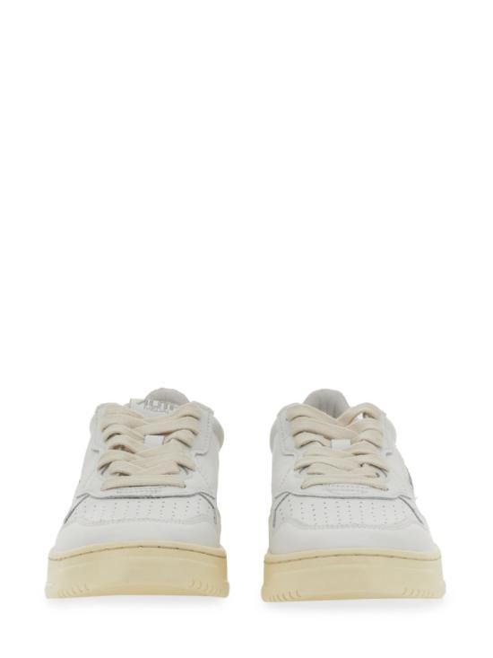 26FW 오트리 메달리스트 로우 레더 스니커즈 AULWLL15 Off white - AUTRY