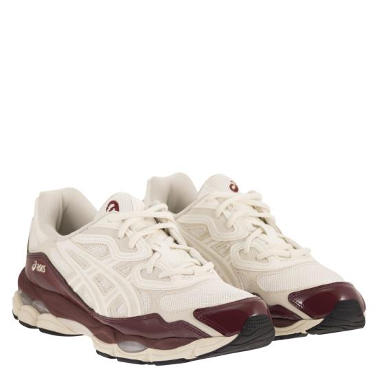 26FW 아식스 스니커즈 1203B081 CREAM RED - ASICS