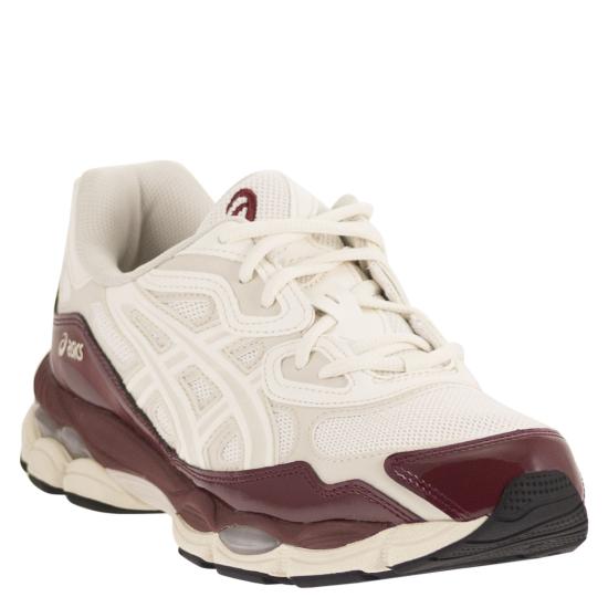 26FW 아식스 스니커즈 1203B081 CREAM RED - ASICS