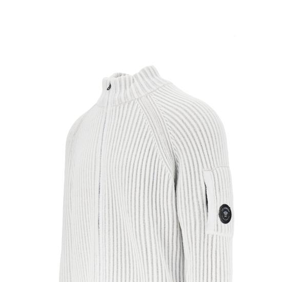 26FW 씨피 컴퍼니 니트웨어 21CMKN300A006170A White - C.P. COMPANY