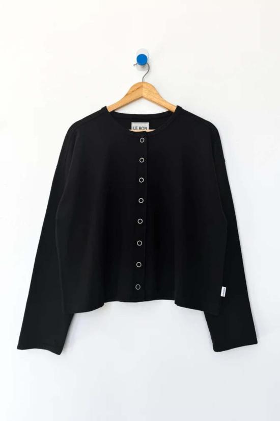  르 본 숍 가디건 르 본 쇼페 소프트 저지 스냅  블랙 - LE BON SHOPPE