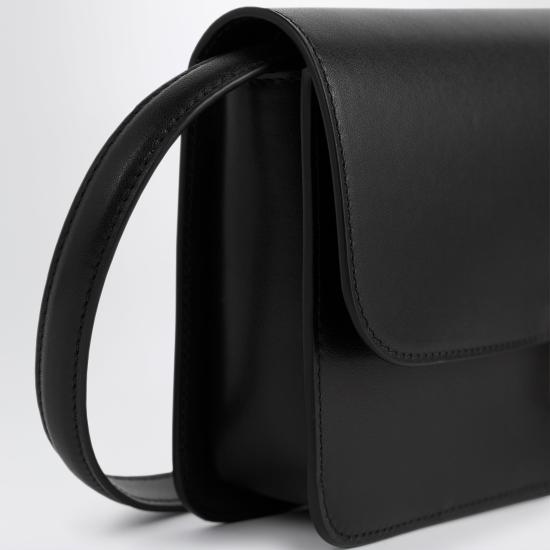 26FW 토템 크로스백 264 WAL0140LE0206 Black - TOTEME