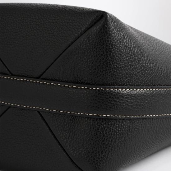 26FW 토템 토트백 263 WAL0139LE0030 Black - TOTEME