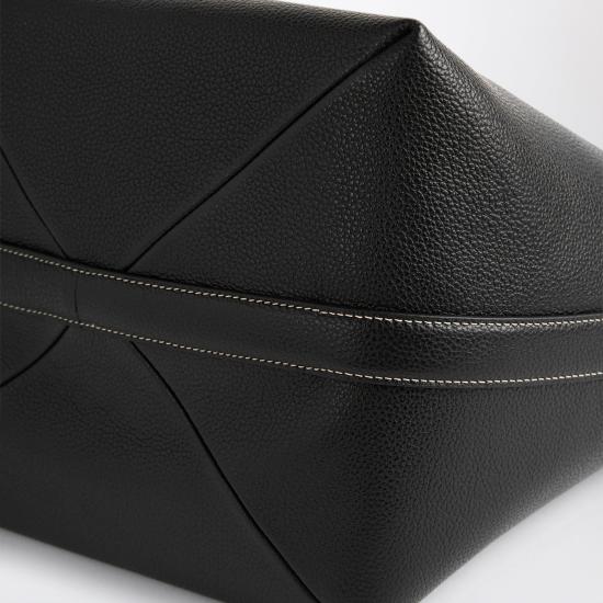 26FW 토템 토트백 263 WAL0138LE0030 Black - TOTEME