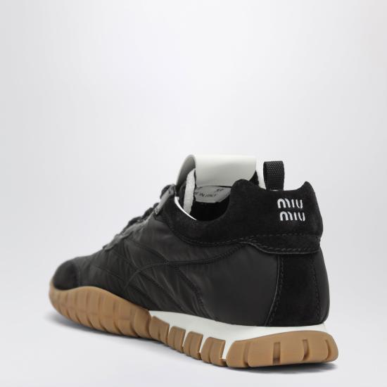 25FW 미우미우 타이어 테크니컬 스웨이드 스니커즈 5E417E005ZJM Black - MIU MIU