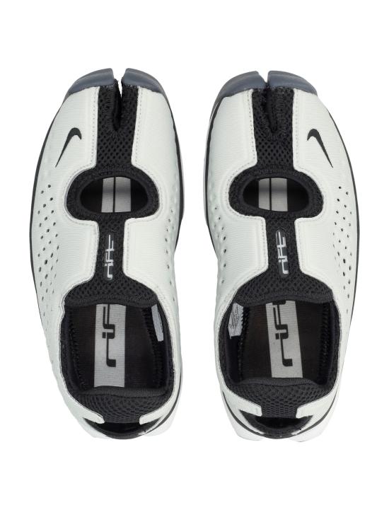26FW 나이키 스니커즈 IQ8006 003 METALLIC SILVER - NIKE