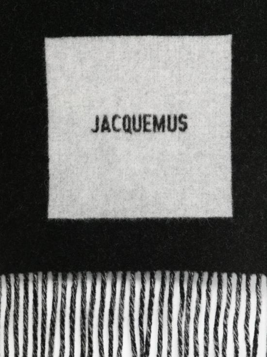 26FW 자크뮈스 롱드 카레 울 머플러 ACU00579 AOT4044090 BLACK - JACQUEMUS