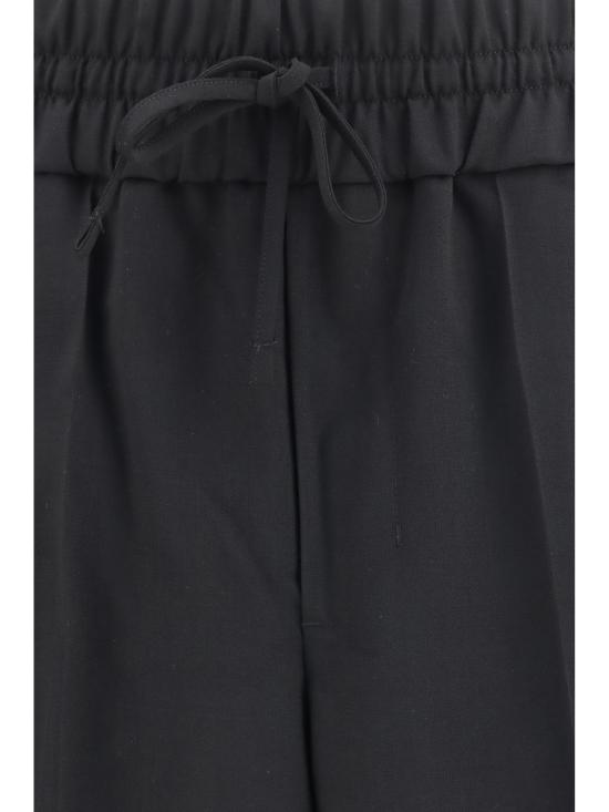 26FW 아미 스트레이트 팬츠 UTR918WV0211 001 BLACK - AMI