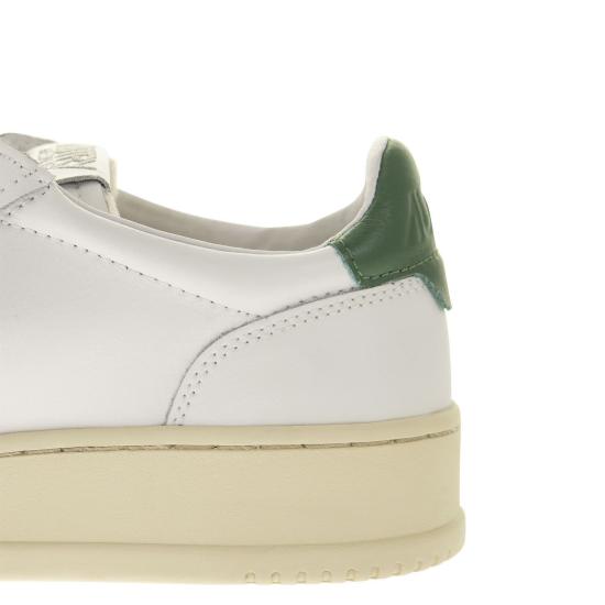 26SS 오트리 메달리스트 로우 스니커즈 AULM WHITE GREEN - AUTRY
