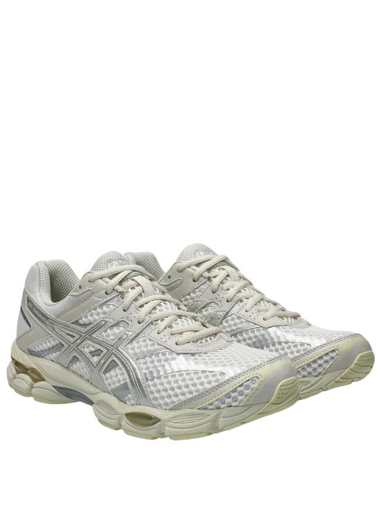 26FW 아식스 스니커즈 1203A733 107 CREAM PURE SILV - ASICS