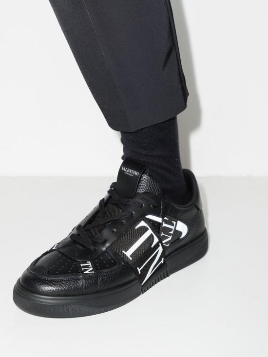 26FW 발렌티노 가라바니 스니커즈 YS0C58WRQ0NO BLACK