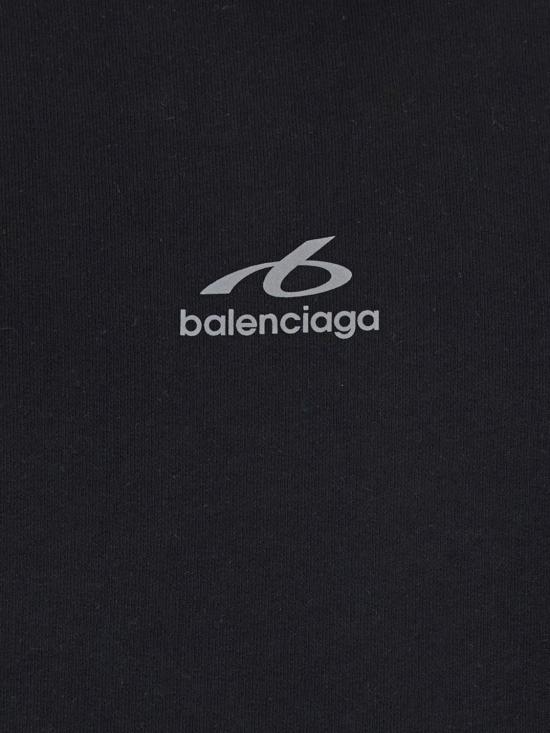26FW 발렌시아가 테크웨어 쇼트 슬리브 티셔츠 A000NPTUVN7 8502 Black - BALENCIAGA