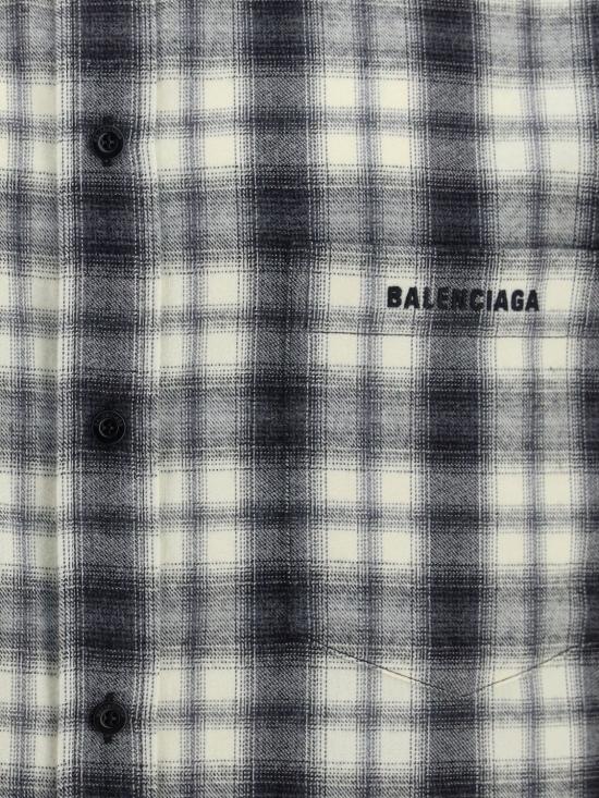 26FW 발렌시아가 셔츠 A001ZSTUM33 9040 White - BALENCIAGA