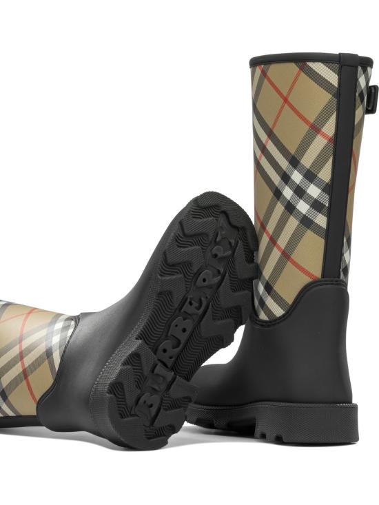 26FW 버버리 러버 마쉬 스탬프 하이 부츠 8111677 BLACK - BURBERRY