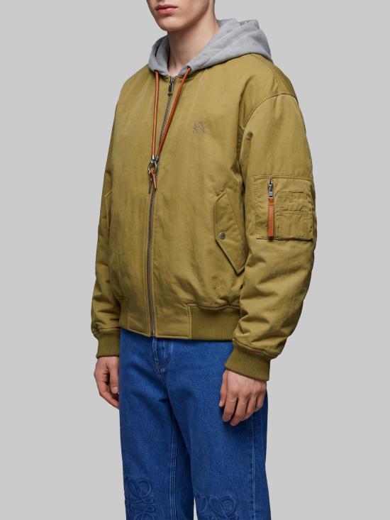 26FW 로에베 테크니컬 후드 봄버 자켓 테크니컬 후드 봄버 자켓 H526Y02WEJ GREEN - LOEWE