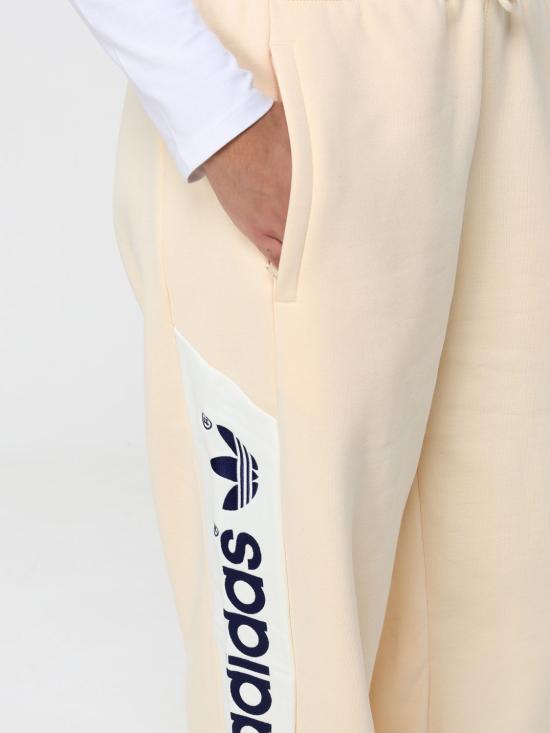 26FW 아디다스 팬츠 LD1670 Yellow Cream - ADIDAS