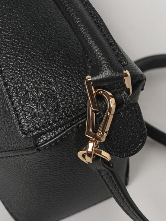 26FW 로에베 소프트 그레인드 카프스킨 미니 퍼즐 엣지백 A510P88X60 1100 Black - LOEWE