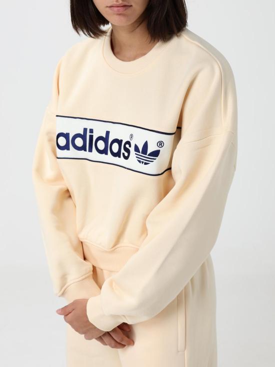 26FW 아디다스 스웨터 LD1652 Yellow Cream - ADIDAS