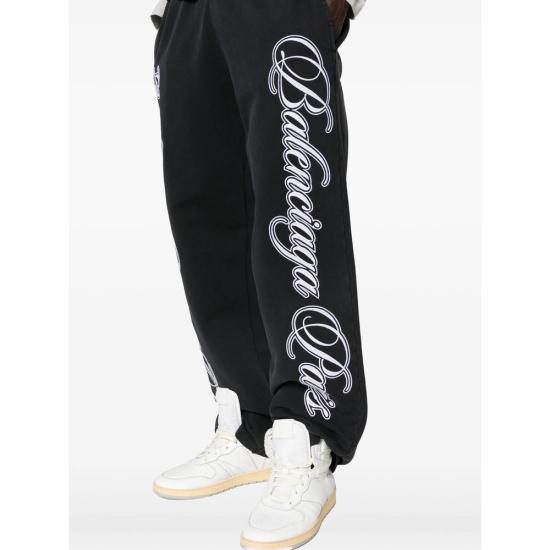26SS 발렌시아가 커시브 배기 팬츠 846917 TTVM8 6552 BLACK - BALENCIAGA