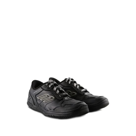 26FW 발렌시아가 햄튼스 미디움 원 아웃 스니커즈 841765 WCURB 1000 BLACK - BALENCIAGA