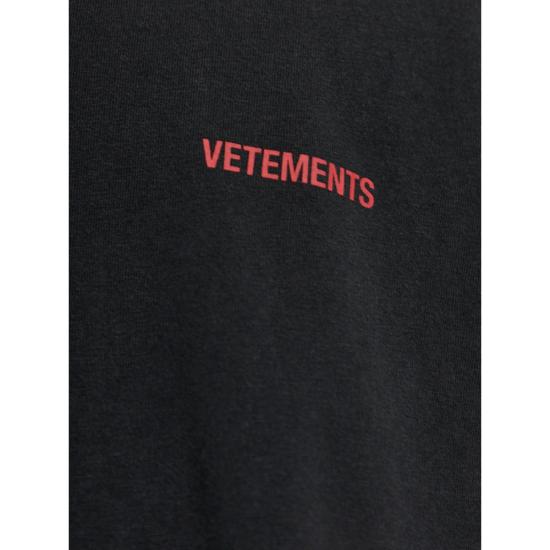26FW 베트멍 탑 MH27TR142B BKRED BLACK - VETEMENTS