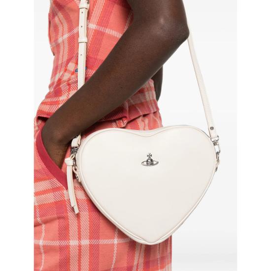 26FW 비비안웨스트우드 벨라 하트 크로스백 5801000OW S0026 A401 BEIGE - VIVIENNE WESTWOOD