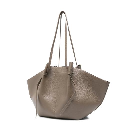 26FW 유제피 숄더백 LARGE MOCHI LEATHER TAUPE BROWN - YUZEFI