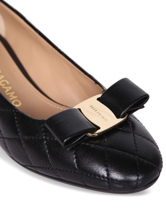 27FW 살바토레 페라가모 힐/펌프스 798516 01M543 NERO Black - SALVATORE FERRAGAMO