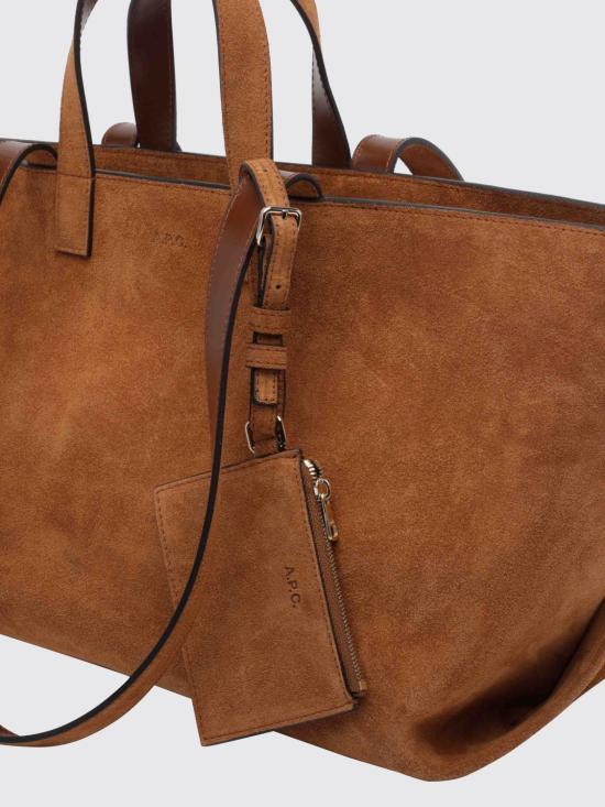26FW 아페쎄 르 드러머 백 PXCALF67057 CAB Camel - A.P.C.