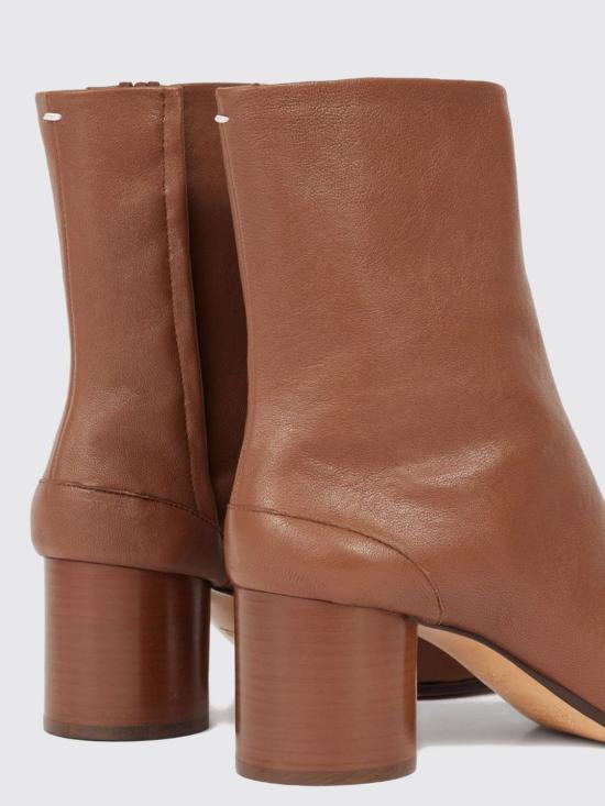 26FW 마르지엘라 타비 빈티지 레더 부츠 S58WU0246P3753 T2621 Brown - MAISON MARGIELA