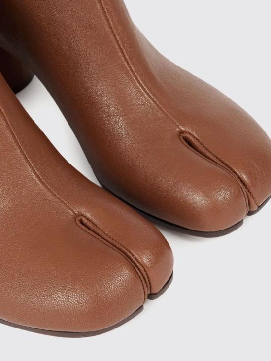 26FW 마르지엘라 타비 빈티지 레더 부츠 S58WU0246P3753 T2621 Brown - MAISON MARGIELA