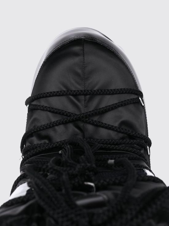 26FW 문부츠 아이콘 글랜스 플래티넘 새틴 부츠 80D1401680 N001 Black - MOON BOOT