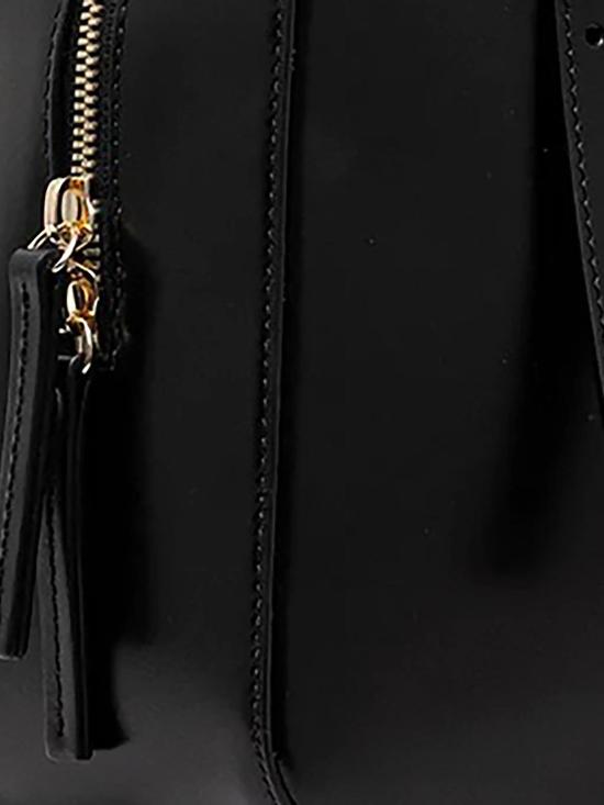 26FW 아페쎄 버지니아 박스 백 PXBMWF67017 LZZ BLACK - A.P.C.
