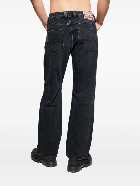 26FW 디젤 스트레이트 팬츠 A1579509P0902 Black - DIESEL