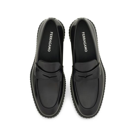  살바토레 페라가모 로퍼 페라가모 브러시드 카프스킨  블랙 - SALVATORE FERRAGAMO