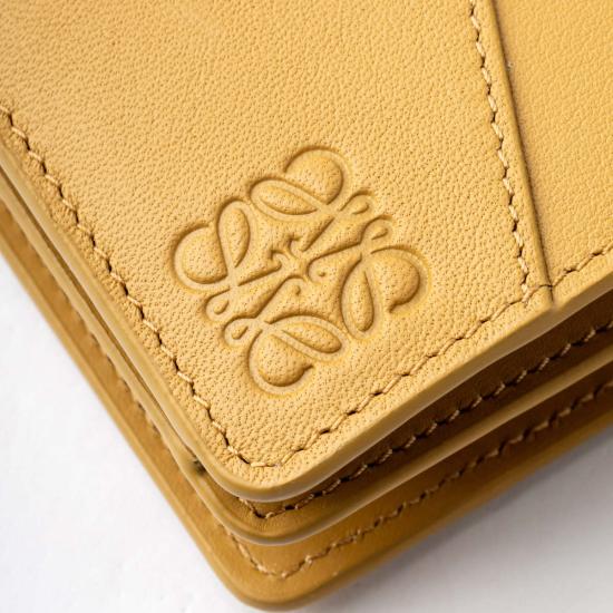  로에베 지갑 퍼즐 엣지 컴팩트 지퍼  사하라 베이지 - LOEWE
