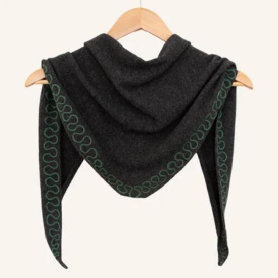  라스트 찬스 텍스타일스 머플러/스카프 라스트 찬스 텍스타일 스티치 캐시미어 트라이앵글 스카프 - LAST CHANCE TEXTILES