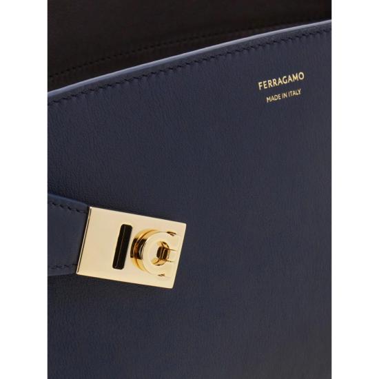  살바토레 페라가모 가방 페라가모 이스트 웨스트 허그 숄더백 블루 - SALVATORE FERRAGAMO